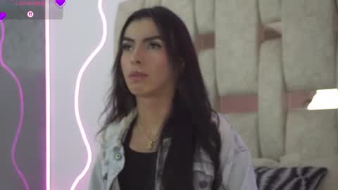 fernanda_thail_ online show from March 24, 7:30 pm