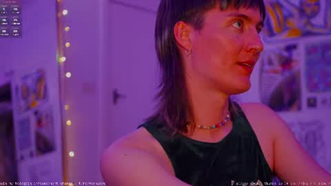 Snapshot of fernydew chatting on July 27, 1:51 pm Fern next stream 430pm Monday PST online show from July 27, 1:51 pm