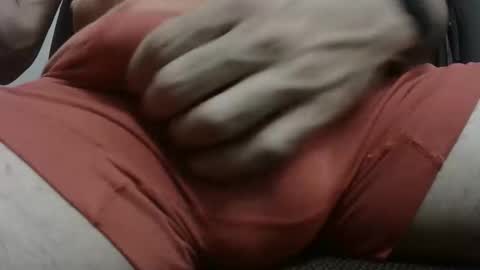 Snapshot of fescarf1991 chatting on December 14, 9:41 pm fescarf1991 online show from December 14, 9:41 pm