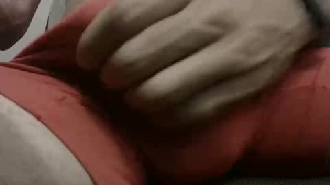 Snapshot of fescarf1991 chatting on December 16, 5:01 am fescarf1991 online show from December 16, 5:01 am