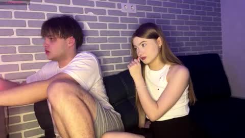 Tina and Tomas online show from November 13, 3:00 pm