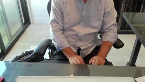 fhetzl online show from October 6, 9:23 pm