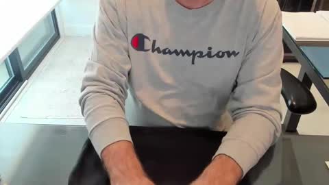 fhetzl online show from November 23, 11:15 pm