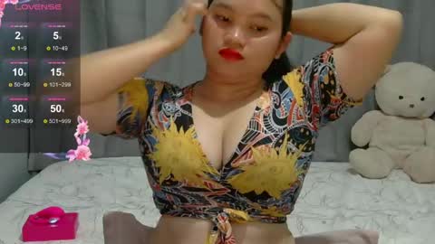 fhwilloughbyxx online show from April 20, 10:40 am