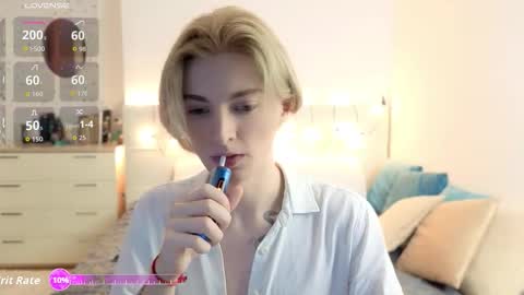 Snapshot of fiachand chatting on February 19, 11:50 am Thomas online show from February 19, 11:50 am