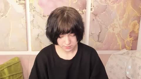 fiamoory online show from December 5, 1:25 am