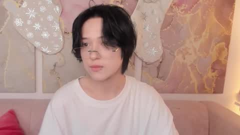 fiamoory online show from January 6, 8:29 am