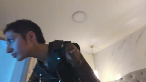   online show from February 10, 11:58 am