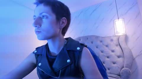   online show from February 26, 11:53 am