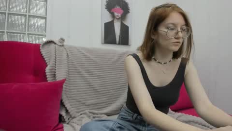 Mary online show from February 26, 1:15 am