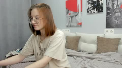 Snapshot of fiery__mary chatting on April 11, 7:02 am Mary online show from April 11, 7:02 am