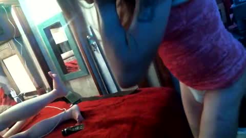 FionaJ online show from April 3, 9:51 am