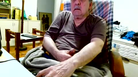 filhober online show from July 11, 1:52 am