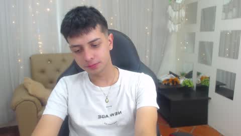 Snapshot of filipdaviex chatting on December 9, 1:24 pm Filip David online show from December 9, 1:24 pm