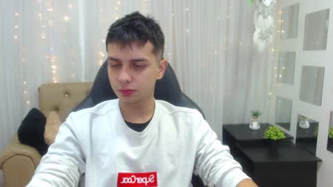 Snapshot of filipdaviex chatting on December 22, 12:38 pm Filip David online show from December 22, 12:38 pm