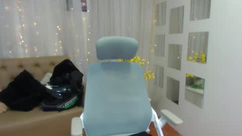 Snapshot of filipdaviex chatting on February 21, 12:39 pm Filip David online show from February 21, 12:39 pm