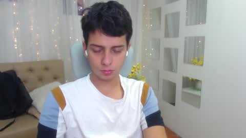 Snapshot of filipdaviex chatting on March 3, 12:27 pm Filip David online show from March 3, 12:27 pm