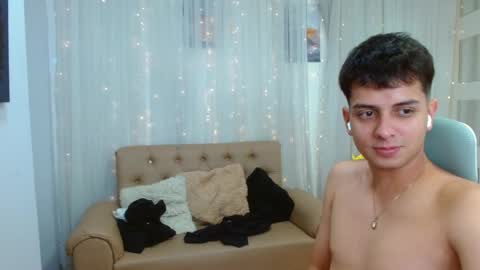 Snapshot of filipdaviex chatting on March 11, 3:45 pm Filip David online show from March 11, 3:45 pm