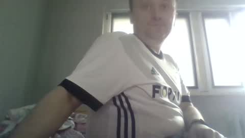 Snapshot of filipek757 chatting on October 17, 8:17 am filipek757 online show from October 17, 8:17 am