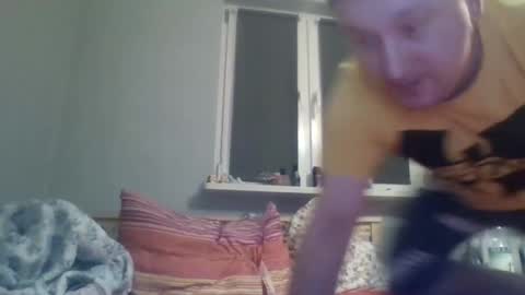 Snapshot of filipek757 chatting on November 3, 10:32 pm filipek757 online show from November 3, 10:32 pm