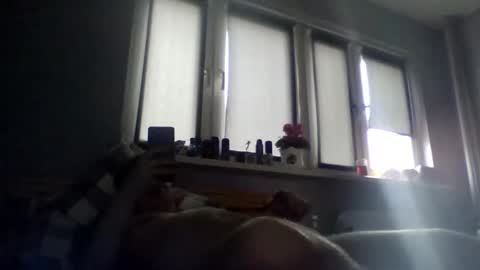 Snapshot of filipek757 chatting on November 8, 8:14 am filipek757 online show from November 8, 8:14 am