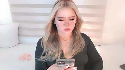  Angela  DONT FORGET TO FOLLOW AND GIVE ME APPRECIATION online show from April 8, 4:45 am