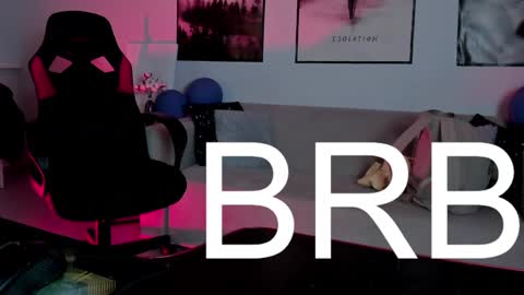 Snapshot of filipinaadams chatting on February 6, 11:10 am cap and Lana  online show from February 6, 11:10 am