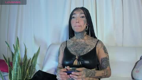 Snapshot of filletatouee chatting on June 13, 8:34 am filletatouee online show from June 13, 8:34 am