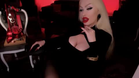 AlfaFemale online show from February 3, 6:40 am