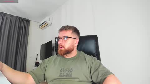 FindomGuyXXX online show from March 7, 11:29 am