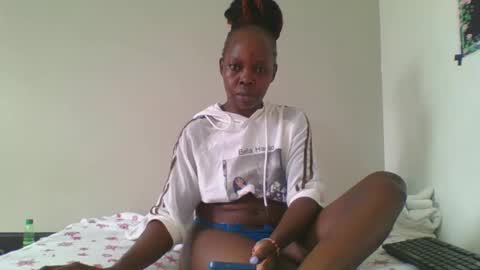 caro online show from October 13, 7:52 am