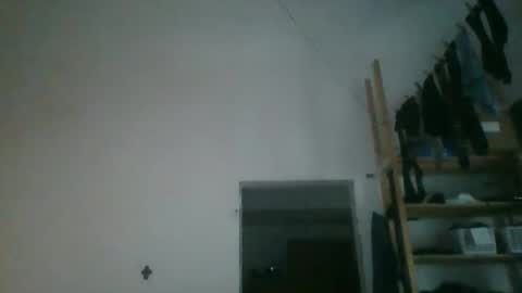 Snapshot of fine_nice chatting on October 25, 8:55 am fine_nice online show from October 25, 8:55 am