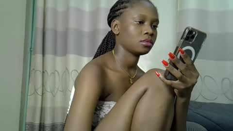 fine_queen12 online show from March 5, 1:06 pm