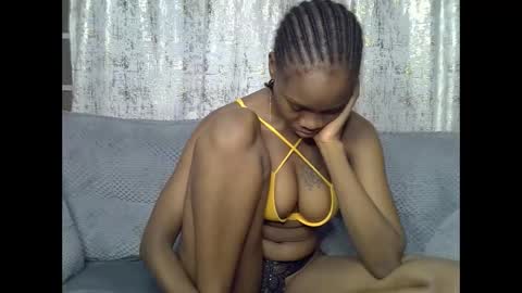 fine_queen12 online show from May 25, 11:16 am