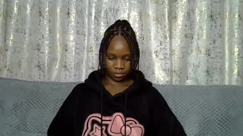 fine_queen12 online show from June 30, 8:15 am