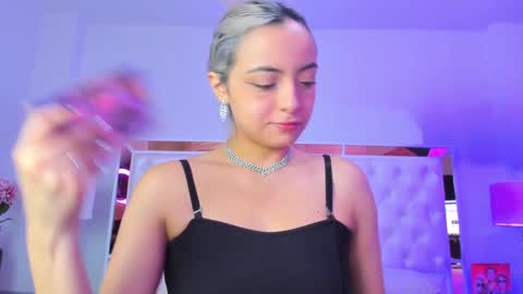 finnky1 online show from January 17, 4:17 am