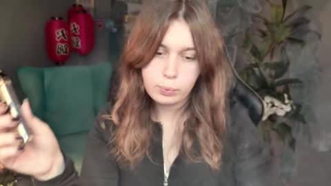 Snapshot of fioramarmoris chatting on November 13, 1:21 pm fiora online show from November 13, 1:21 pm