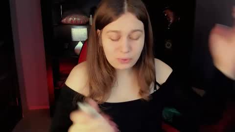 fiora online show from February 27, 8:03 am