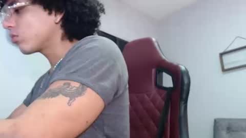 fire_boy69 online show from October 16, 3:40 am