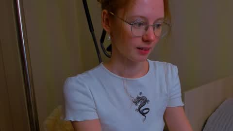 fire_luna online show from February 5, 5:45 am