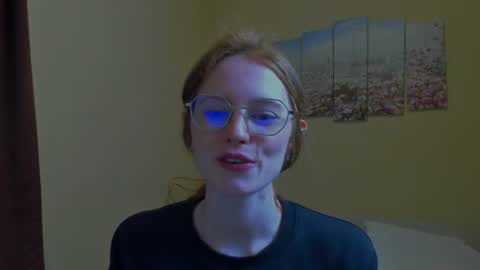 Snapshot of fire_luna chatting on July 4, 7:09 pm fire_luna online show from July 4, 7:09 pm