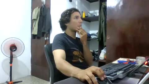 Ricardo online show from December 30, 2:42 am