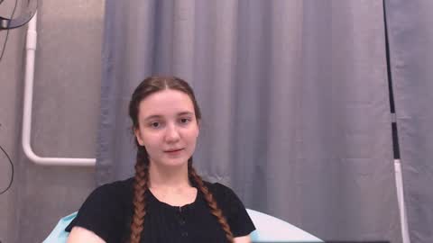 fireflies_fly_ online show from January 27, 5:26 pm