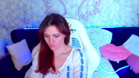 firefoxxxxy online show from April 14, 5:13 am