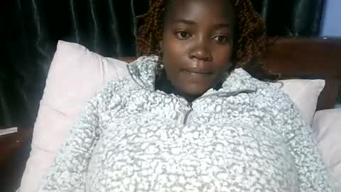 Snapshot of firegal02 chatting on June 26, 3:00 am firegal02 online show from June 26, 3:00 am