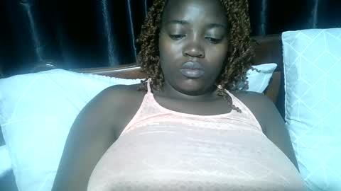 Snapshot of firegal02 chatting on June 30, 2:45 am firegal02 online show from June 30, 2:45 am