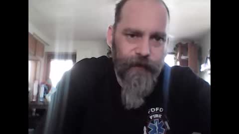 Snapshot of fireprince1977 chatting on February 17, 8:37 pm Brad online show from February 17, 8:37 pm