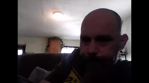 Snapshot of fireprince1977 chatting on February 27, 3:56 pm Brad online show from February 27, 3:56 pm