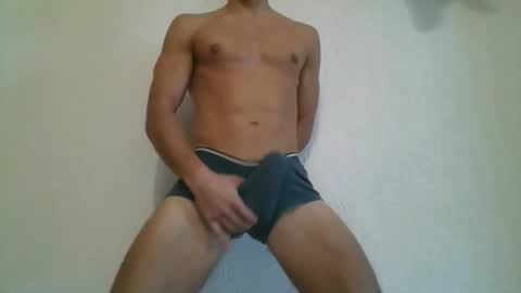 fit_guy997 online show from October 31, 11:11 am