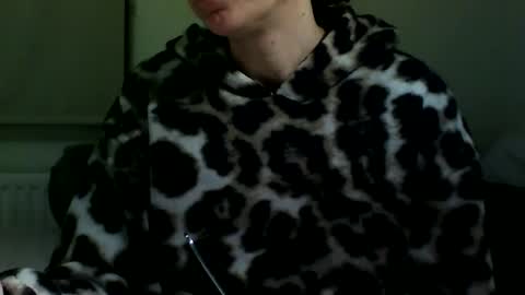 Fitbut online show from February 4, 8:28 pm